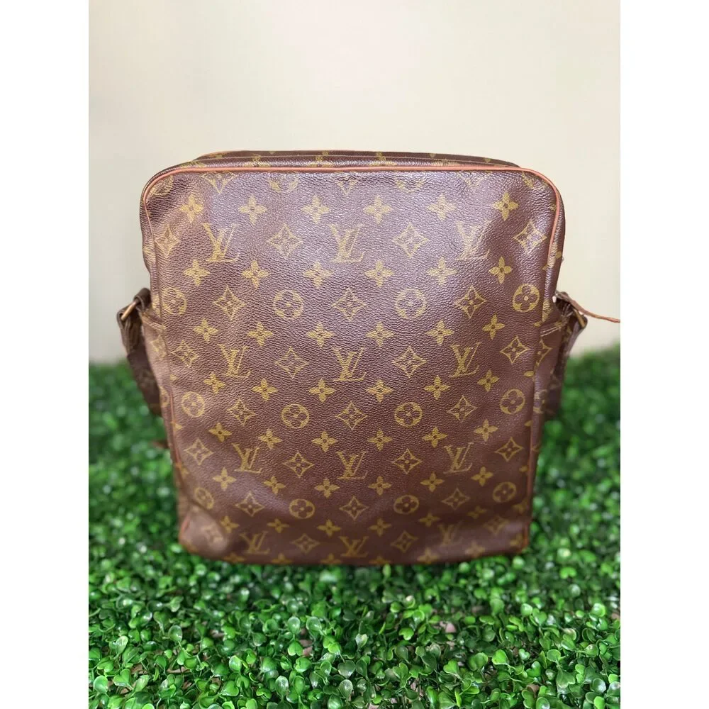 Louis Vuitton Vintage Monogram Marceau Messenger Crossbody Bag Made in France